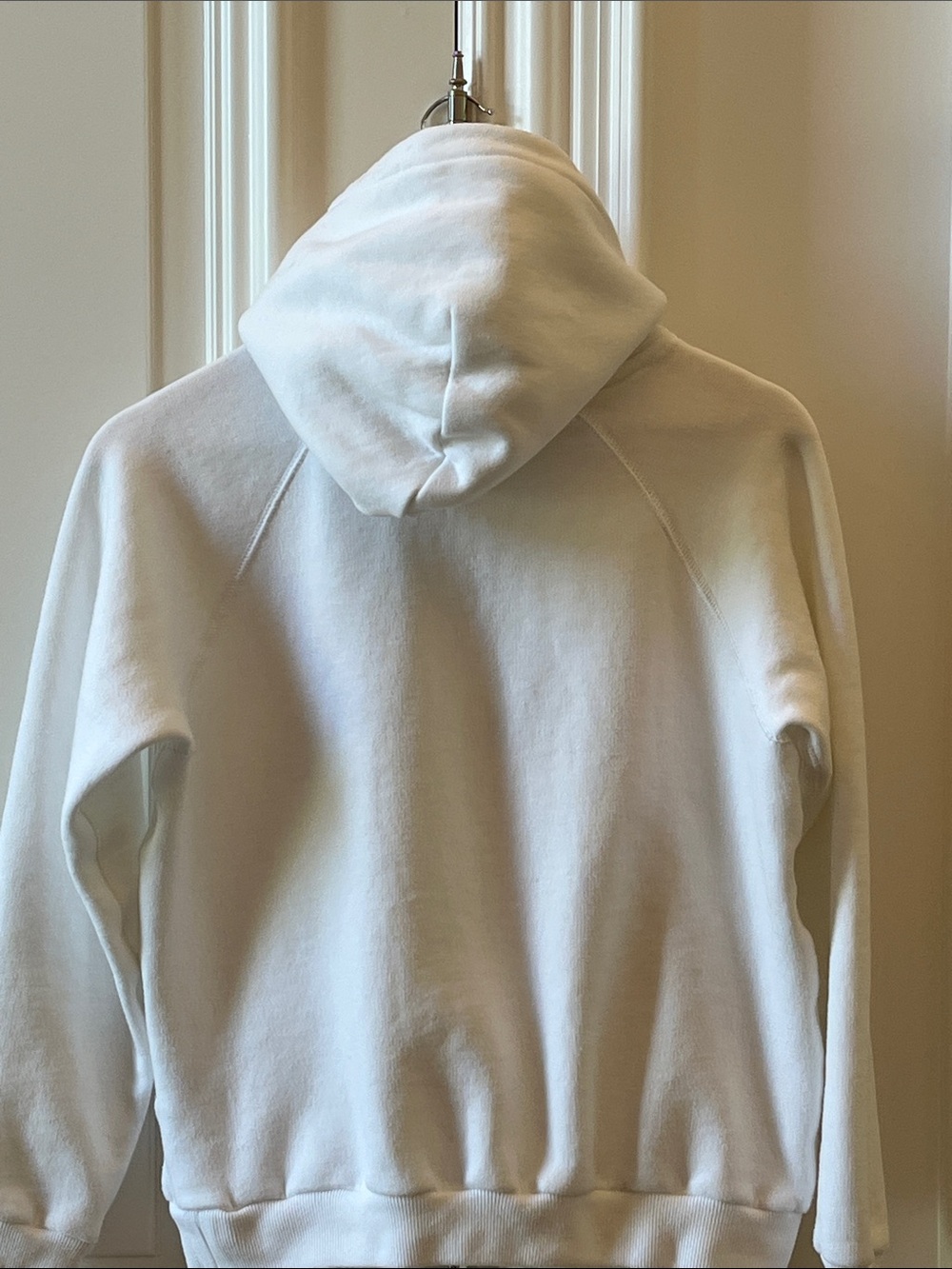 Polo Ralph Lauren Embroidered Marseille Hoodie with Red Heart. - Picture 5 of 13